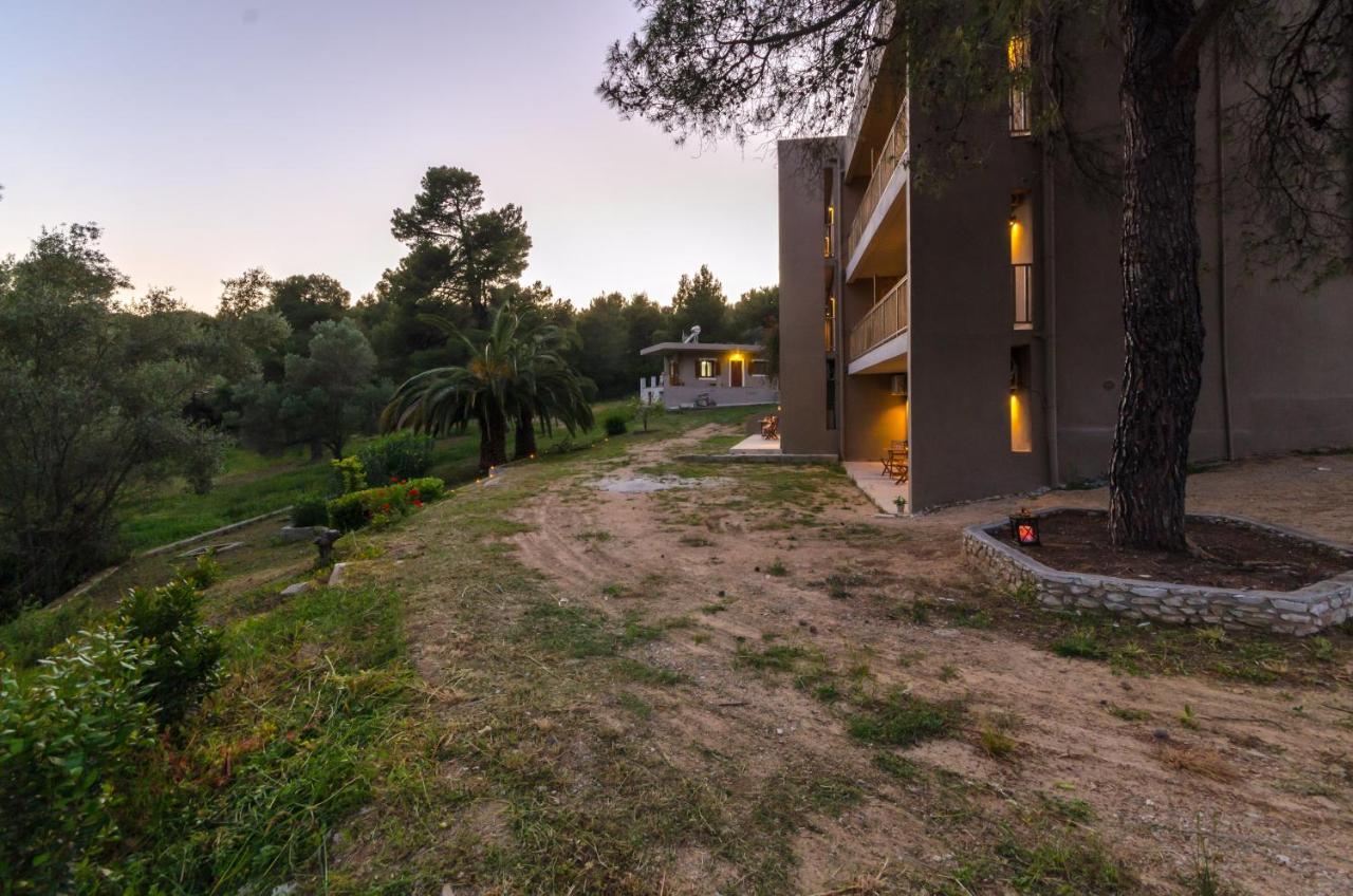 Forest Resort Suites Skiathos Troulos Exterior foto