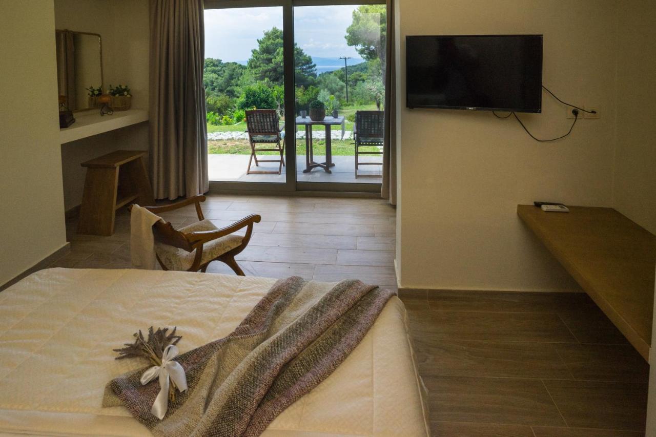 Forest Resort Suites Skiathos Troulos Exterior foto